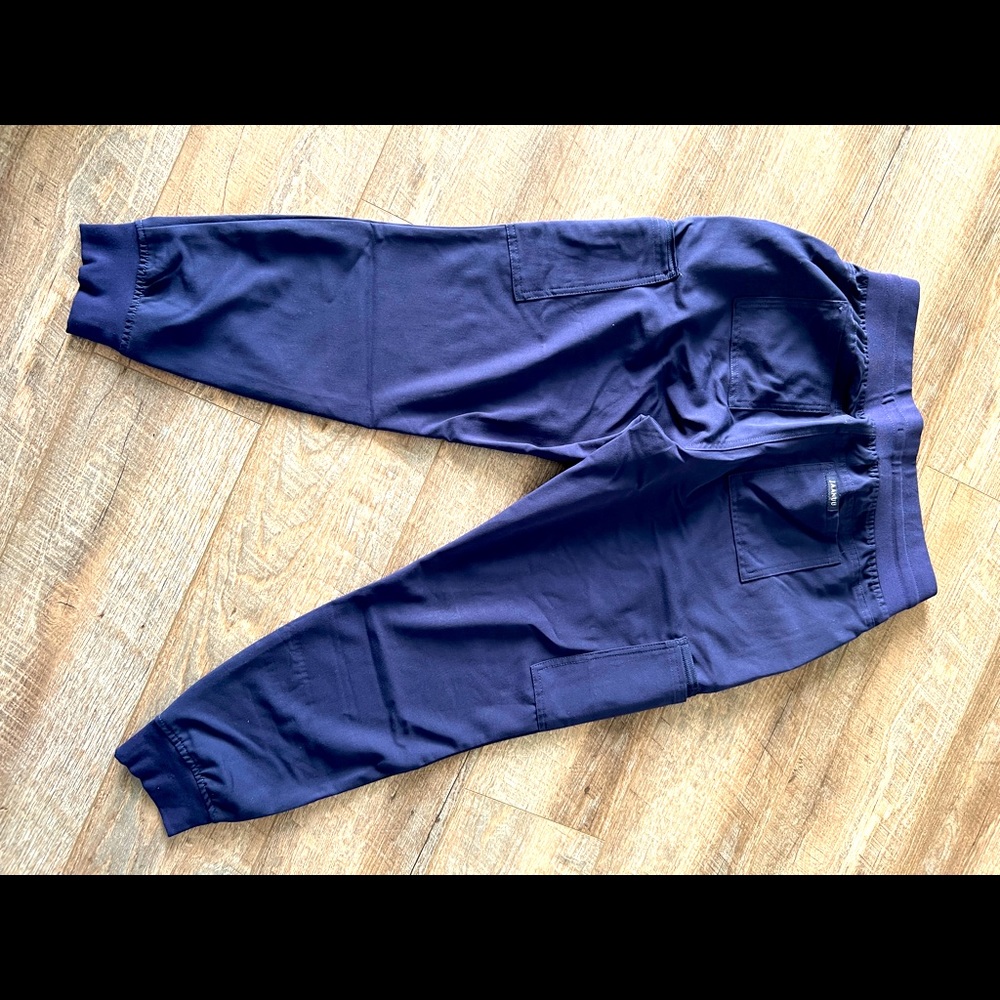 Jaanuu Navy Women's 13-Pocket Scrub Jogger